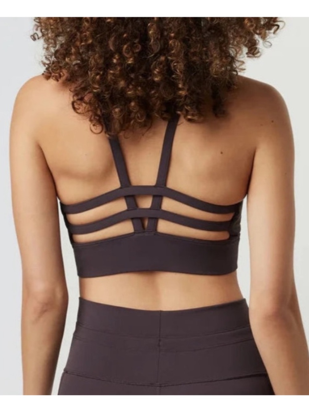 NEW Vuori Women’s Yosemite Longline Bra Medium Strappy Sangria